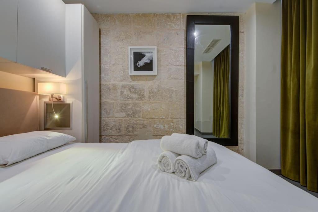 Vallettastay - Orangerie Two Bedroom Apartment 301 المظهر الخارجي الصورة