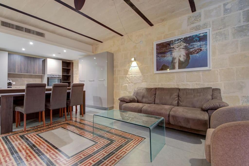 Vallettastay - Orangerie Two Bedroom Apartment 301 المظهر الخارجي الصورة
