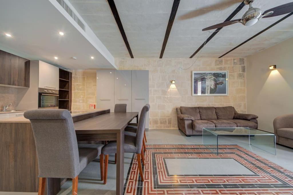Vallettastay - Orangerie Two Bedroom Apartment 301 المظهر الخارجي الصورة